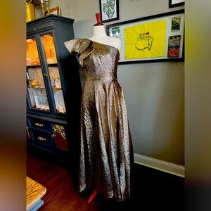 FORMAL MAC DUGGAL SIZE 14 ONE SHOULDER